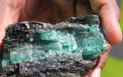 Would You Pay $300,000 for a 7.2-Carat Emerald, and a Trip to the Emerald Mine?