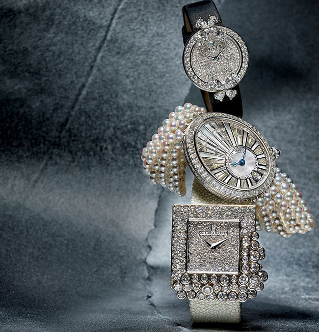 Shimmer in Dazzling Diamond Watches this Holiday Season